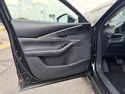 Used 2025 MAZDA CX-30 AWD 2.5 S w/ Preferred Package image 16