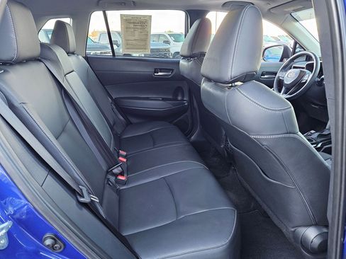Used 2025 Toyota Corolla Cross XLE image 18