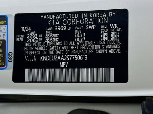 Used 2025 Kia Seltos S image 12