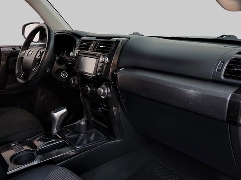 Used 2018 Toyota 4Runner TRD Off-Road image 36