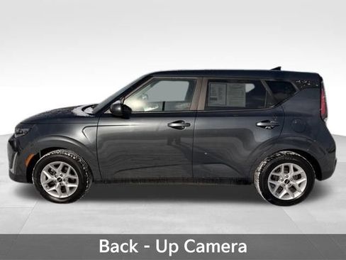 Used 2023 Kia Soul LX w/ Option Group 015 image 4