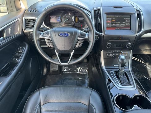 Used 2015 Ford Edge SEL w/ Equipment Group 201A FWD image 22