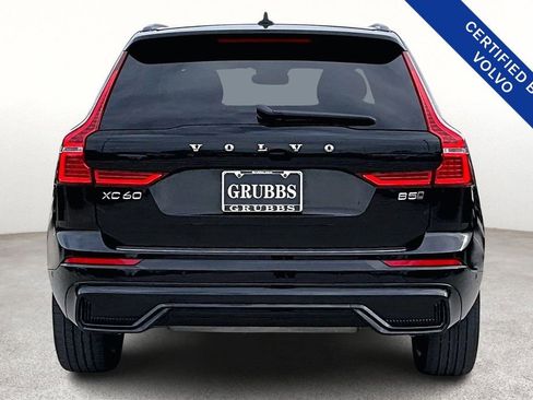 Certified 2023 Volvo XC60 B5 Ultimate w/ Protection Package Premier image 6