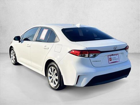 Certified 2025 Toyota Corolla LE image 7