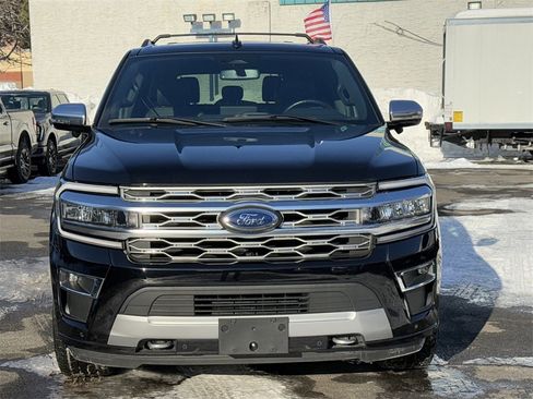 Used 2024 Ford Expedition Platinum image 9