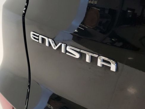 Used 2025 Buick Envista Preferred image 8