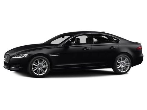 Used 2016 Jaguar XF Prestige RWD image 1