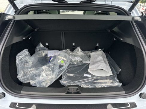 New 2026 Volvo EX30 Plus image 18