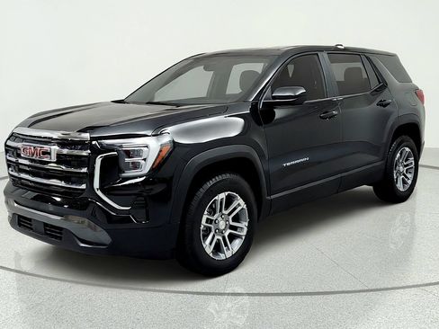 Used 2025 GMC Terrain Elevation AWD/4WD image 1