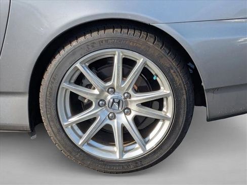 Used 2005 Honda S2000 image 17