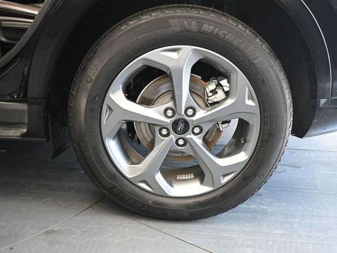 Used 2023 Ford Escape ST-Line w/ Tech Pack #1 FWD image 17