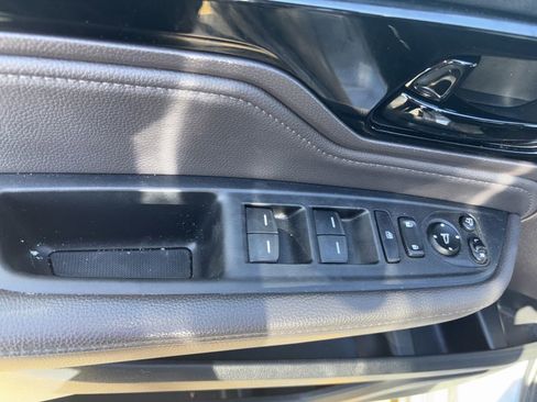 Used 2023 Honda Odyssey Elite image 9