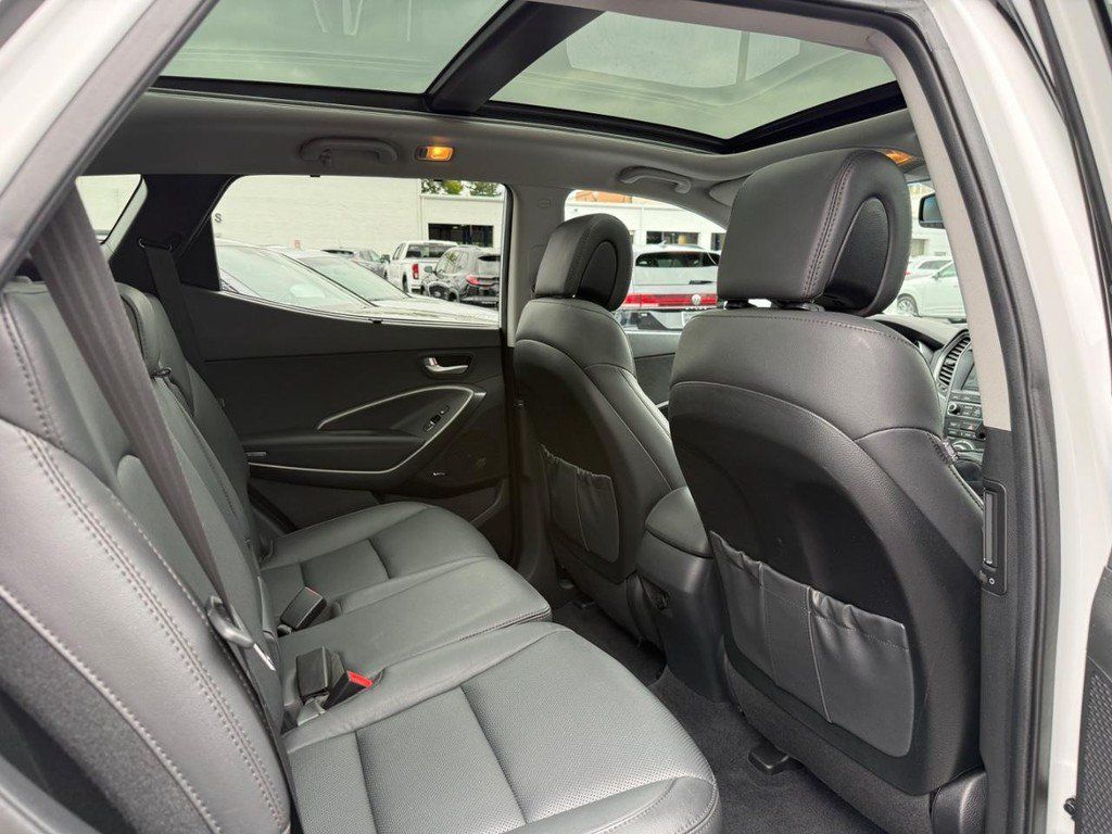 Used 2017 Hyundai Santa Fe Sport AWD/4WD image 10
