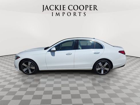 Used 2025 Mercedes-Benz C 300 Sedan image 8