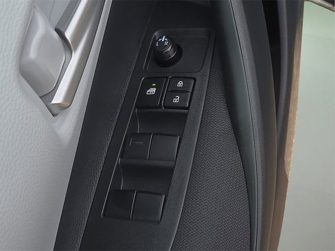 New 2026 Toyota Corolla SE image 18