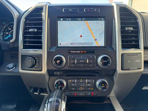 Used 2018 Ford F150 Lariat w/ Equipment Group 502A Luxury image 26