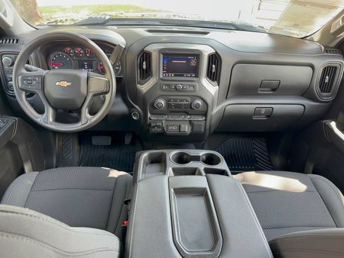 Used 2024 Chevrolet Silverado 2500 Custom AWD/4WD image 16