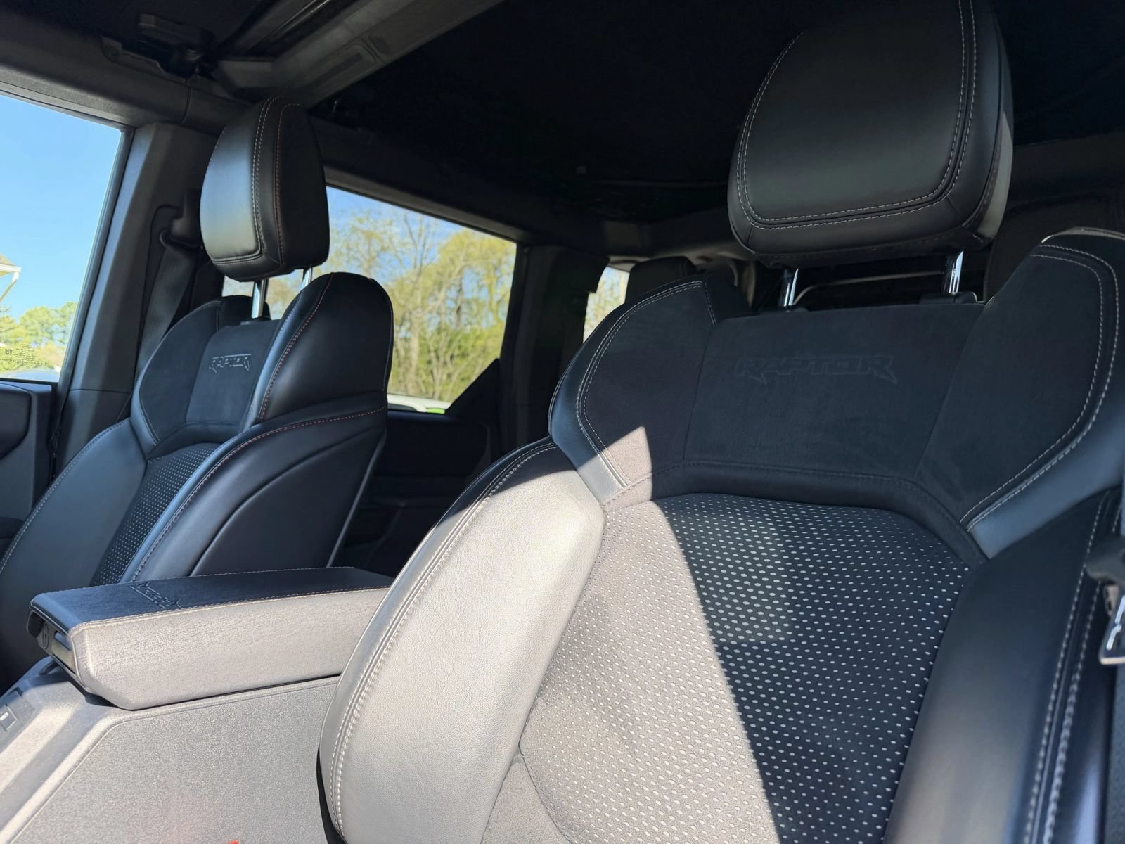Used 2024 Ford Bronco Raptor AWD/4WD image 11