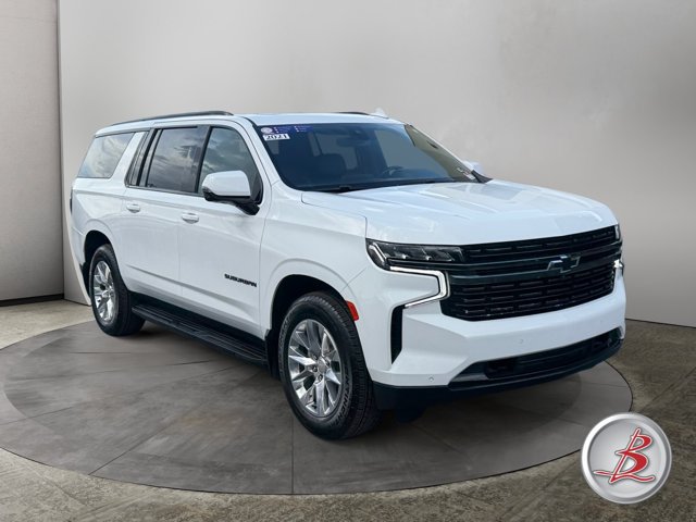 Used 2021 Chevrolet Suburban RST w/ Luxury Package AWD/4WD image 1
