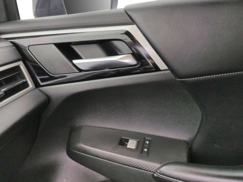 Used 2022 Mitsubishi Outlander SE AWD/4WD image 24