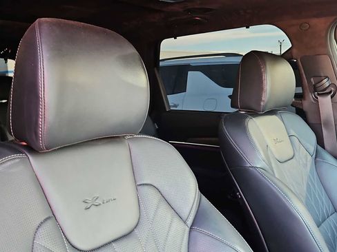 Used 2025 Kia Telluride SX Prestige X-Line image 17