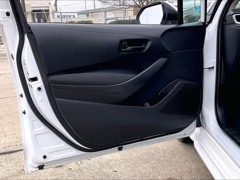 Used 2024 Toyota Corolla LE image 23