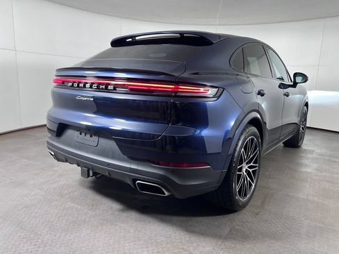 Certified 2024 Porsche Cayenne Coupe AWD/4WD image 7