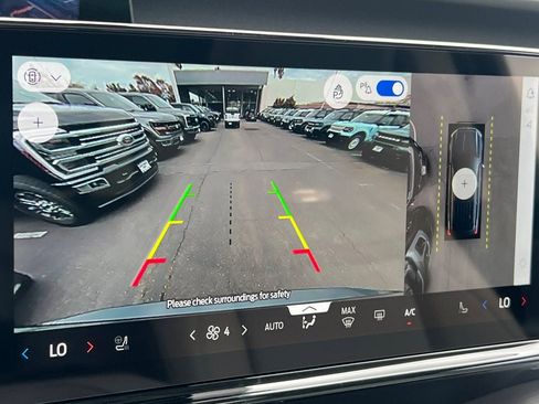 New 2026 Ford Expedition Max Platinum image 26