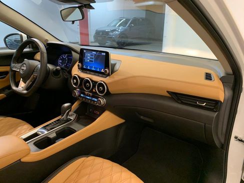 Used 2024 Nissan Sentra SV w/ SV Premium Package image 50