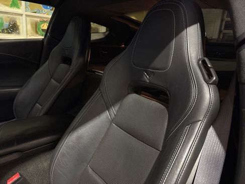 Used 2016 Chevrolet Corvette Stingray Coupe w/ 3LT Preferred Equipment Group image 15