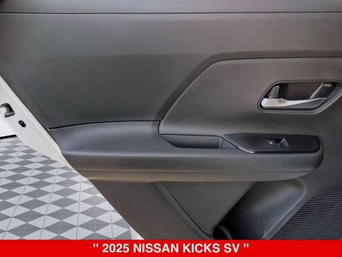 Certified 2025 Nissan Kicks SV AWD/4WD image 29
