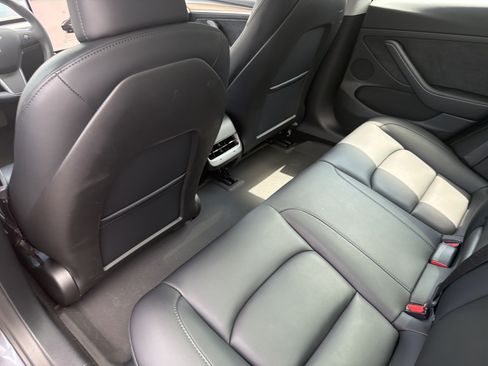 Used 2023 Tesla Model 3 Standard Range RWD image 13