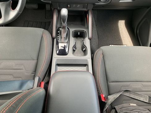 Used 2025 Nissan Frontier Pro-X RWD image 18