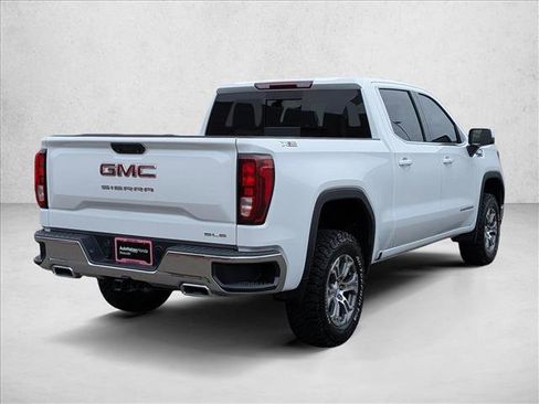 Used 2025 GMC Sierra 1500 SLE AWD/4WD image 5