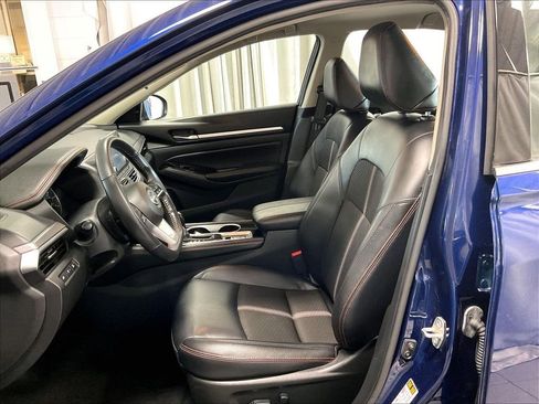 Used 2024 Nissan Altima 2.5 SR AWD/4WD image 10