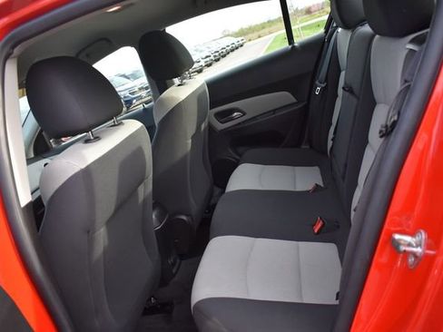 Used 2014 Chevrolet Cruze LS FWD image 13