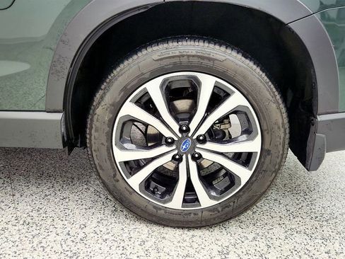 Used 2023 Subaru Forester Limited image 9