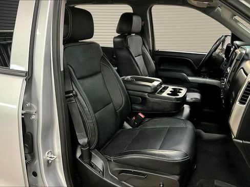 Used 2018 Chevrolet Silverado 1500 LT w/ LT Convenience Package image 28