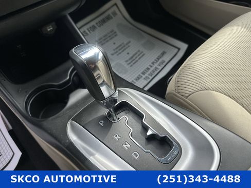 Used 2020 Dodge Journey SE image 23