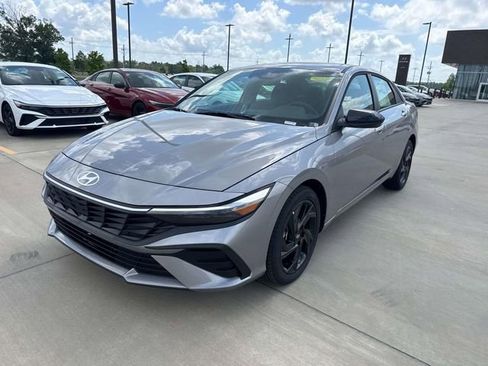 New 2026 Hyundai Elantra Sport w/ Cargo Package FWD image 4
