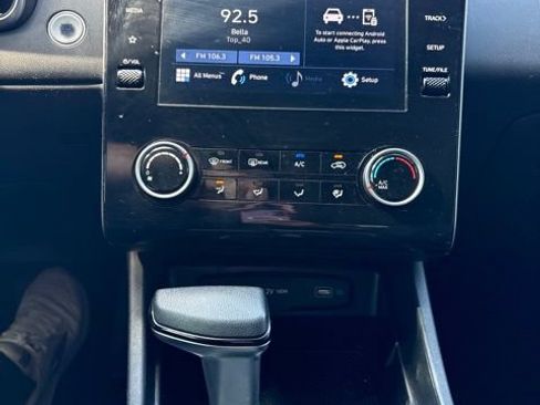 Used 2022 Hyundai Tucson SEL FWD image 9