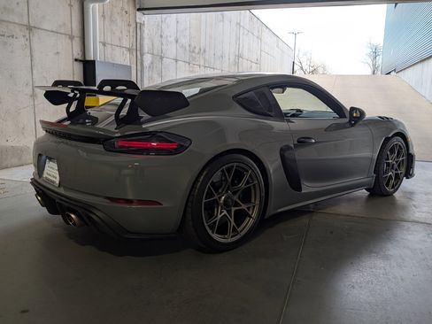 Used 2023 Porsche 718 Cayman GT4 RS image 7