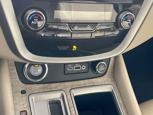 Used 2022 Nissan Murano SL AWD/4WD image 19