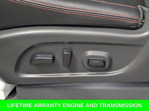Used 2023 Nissan Titan PRO-4X w/ Pro-4x Convenience Package AWD/4WD image 21