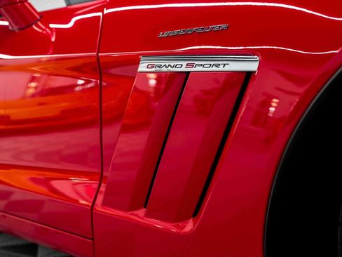 Used 2012 Chevrolet Corvette Grand Sport w/ 4LT Preferred Equipment Group image 19