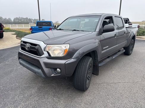 Used 2015 Toyota Tacoma PreRunner image 7