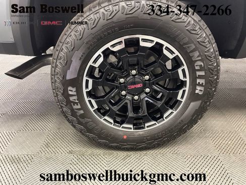 New 2026 GMC Canyon AT4 w/ Technology Plus Package AWD/4WD image 44