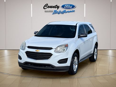 Used 2016 Chevrolet Equinox LS AWD/4WD image 2