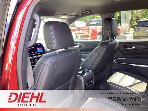 Used 2024 Chevrolet Traverse RS AWD/4WD image 19