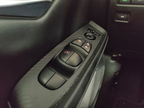 Used 2024 Nissan Sentra SV FWD image 27